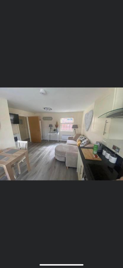 2 Bedroom Duplex Apartment Bawtry Exterior foto
