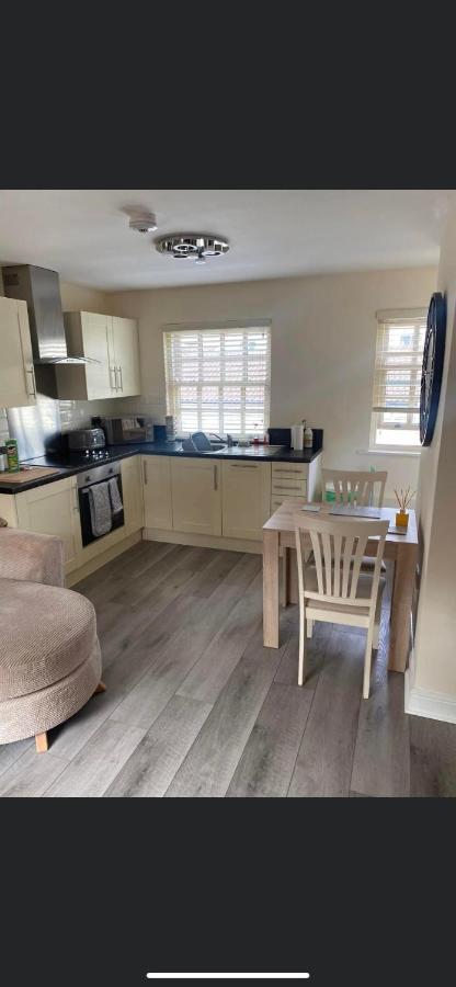 2 Bedroom Duplex Apartment Bawtry Exterior foto
